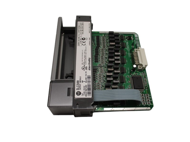 ALLEN BRADLEY 1746-OV32 OUTPUT MODULE SER. D  NSNP