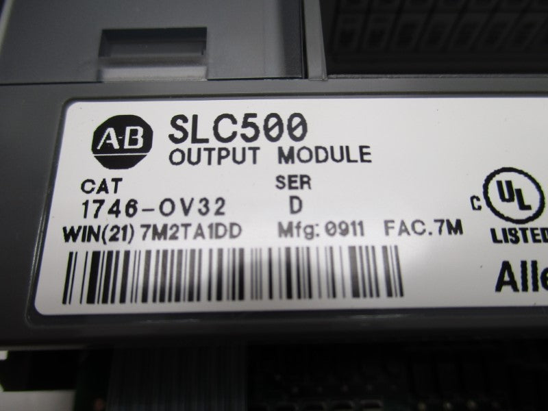 ALLEN BRADLEY 1746-OV32 OUTPUT MODULE SER. D  NSNP