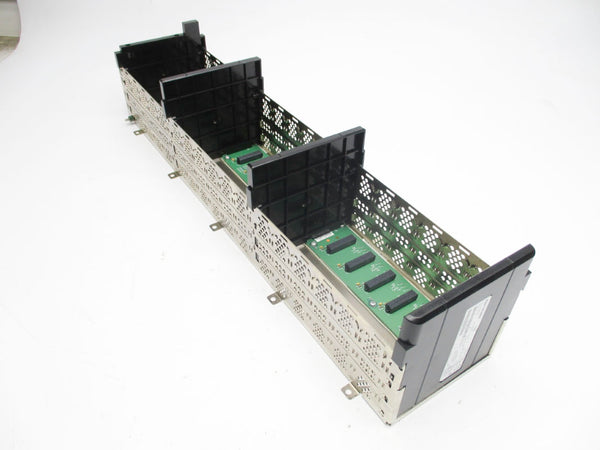 ALLEN BRADLEY 1756-A17 SER. B 24VDC 2.8/2.8A NSMP