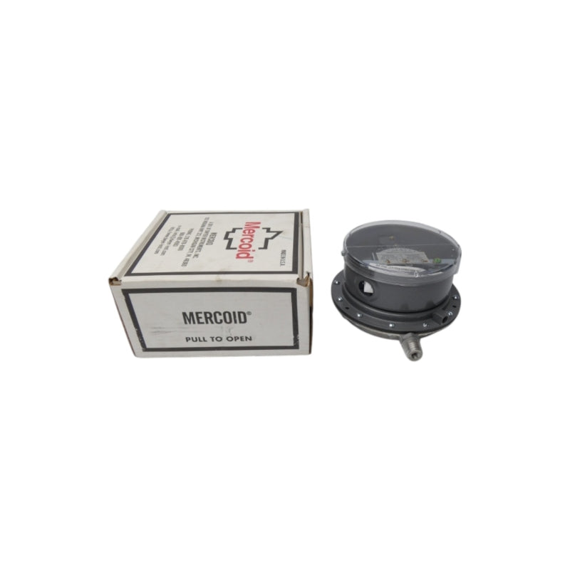 MERCOID PG-7000-153-P1 250VAC 8A 15PSI NSMP