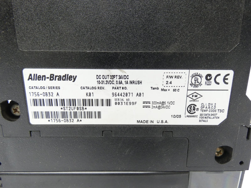ALLEN BRADLEY 1756-OB32 SER. A REV. K01 F/W 2.4 10-31.2VDC 0.5-1A UNMP