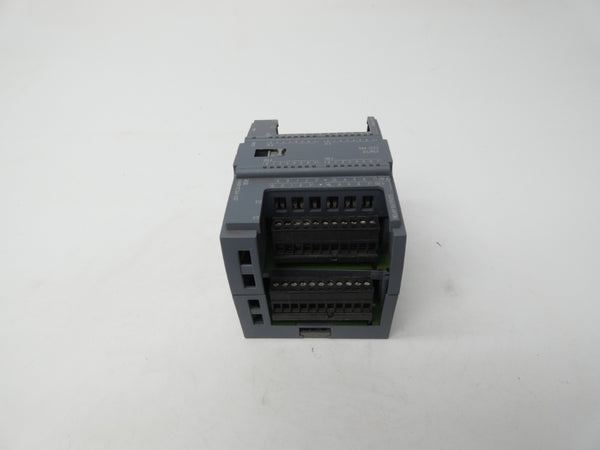 SIEMENS 6ES7223-1PL32-0XB0 24VDC 2A (NO COVER) UNMP