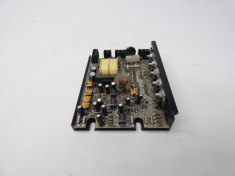 EXTRON 1811-0100 REV. E 230VAC UNMP