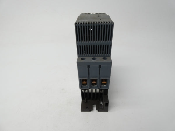 SIEMENS 3RW3037-1BB14 460VAC (AS PICTURED) UNMP