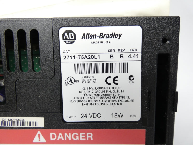 ALLEN BRADLEY 2711-T5A20L1 SER. B REV. B F/W 4.41 24VDC UNMP