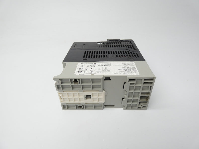 ALLEN BRADLEY 25B-D2P3N104 SER. A F/W 4.001 323-528VAC 2.3A (AS PIC) UNMP