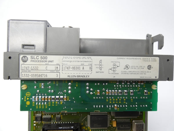 ALLEN BRADLEY 1747-L532 SER. D REV. 3 F/W 8 24VDC (AS PIC) (NO KEY) UNMP