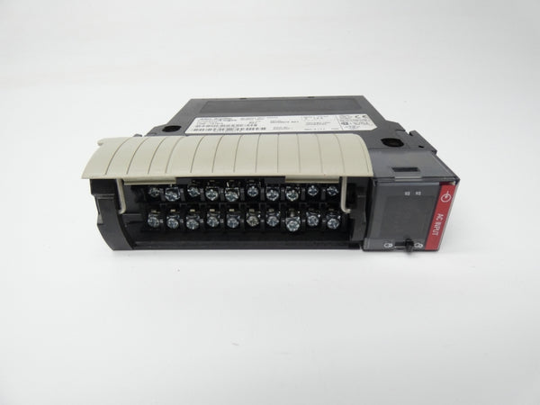 ALLEN BRADLEY 1756-IA16 SER. A REV. B01 F/W 2.4 120VAC UNMP