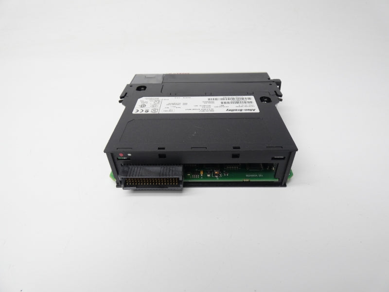 ALLEN BRADLEY 1756-IF16 SER. A REV. M01 F/W 1.5 24VDC UNMP
