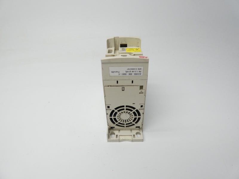 ABB ACS355-03U-04A1-4 400/480V 6.9/5.8A (AS PICTURED) UNMP