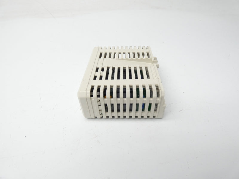 ABB 3BSE008514R1 DO820 250VAC 10A NSNP