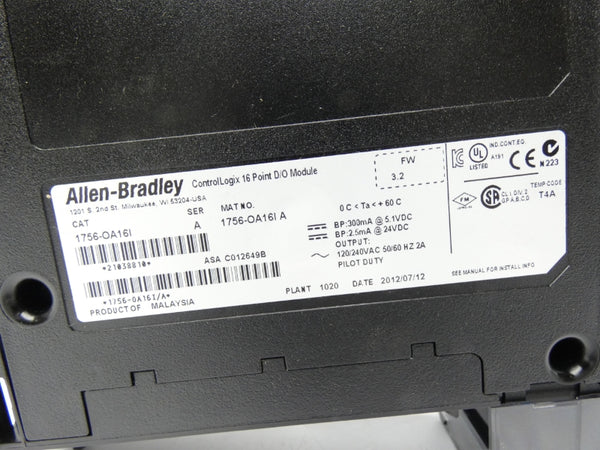 ALLEN BRADLEY 1756-OA16I SER. A F/W 3.2 24VDC 2A NSMP