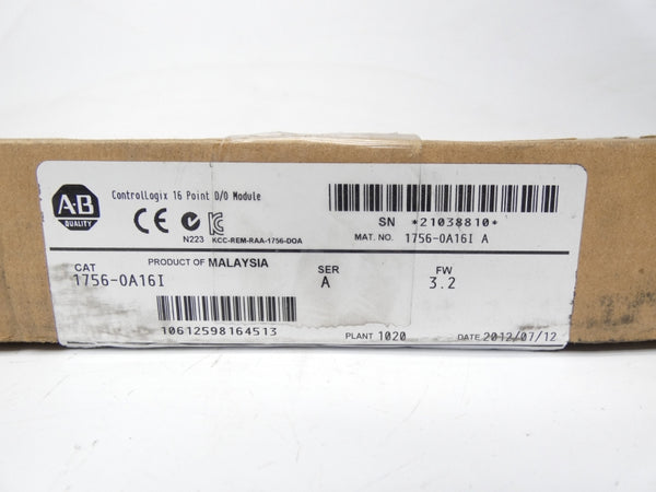 ALLEN BRADLEY 1756-OA16I SER. A F/W 3.2 24VDC 2A NSMP