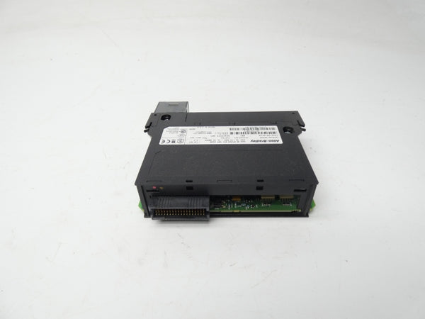 ALLEN BRADLEY 1756-OB16E SER. A REV. M01 F/W 3.2 10-31.2VDC 2A NSNP