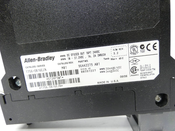 ALLEN BRADLEY 1756-OB16E SER. A REV. M01 F/W 3.2 10-31.2VDC 2A NSNP