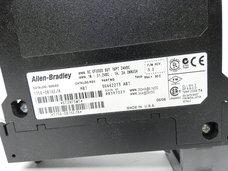 ALLEN BRADLEY 1756-OB16E SER. A REV. M01 F/W 3.2 10-31.2VDC 2A NSNP