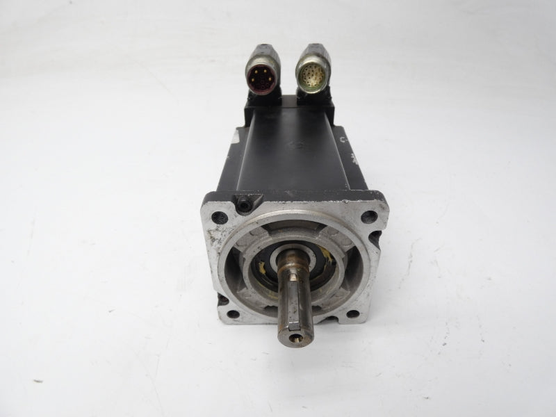 ALLEN BRADLEY MPL-B330P-RJ72AA SER. A 480VAC 6.1A UNMP