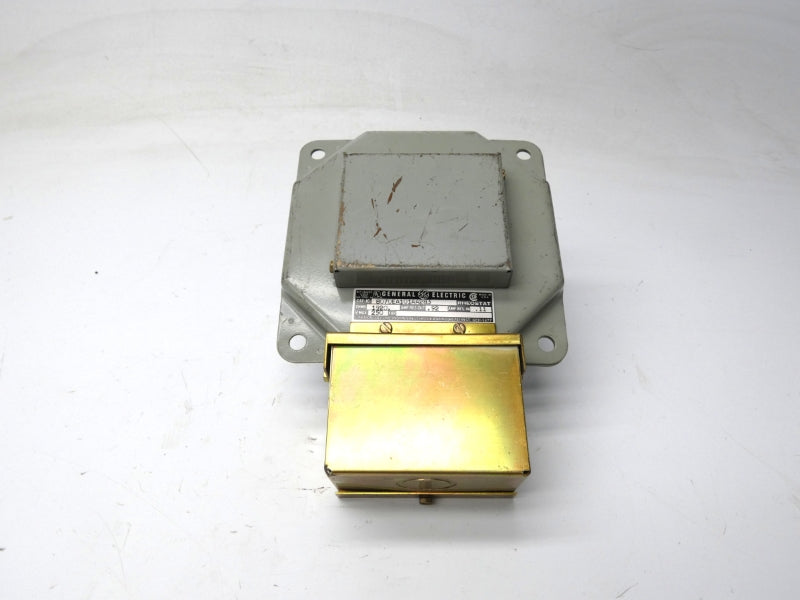 GENERAL ELECTRIC 8070EA101AA283 250V .92A UNMP