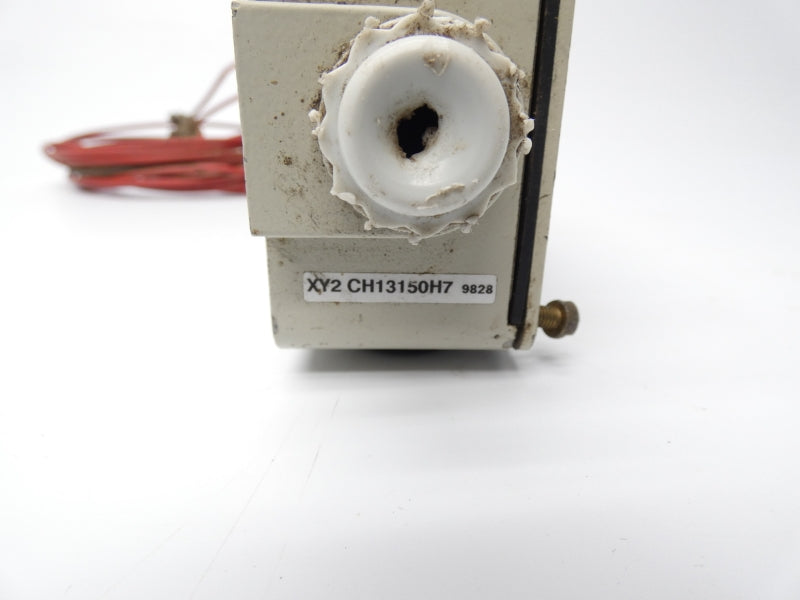 TELEMECANIQUE XY2CH13150H7 240V 3A (AS PICTURED) UNMP