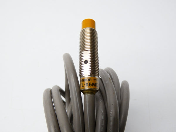 OMRON TL-X5ME1 10-40VDC NSNP