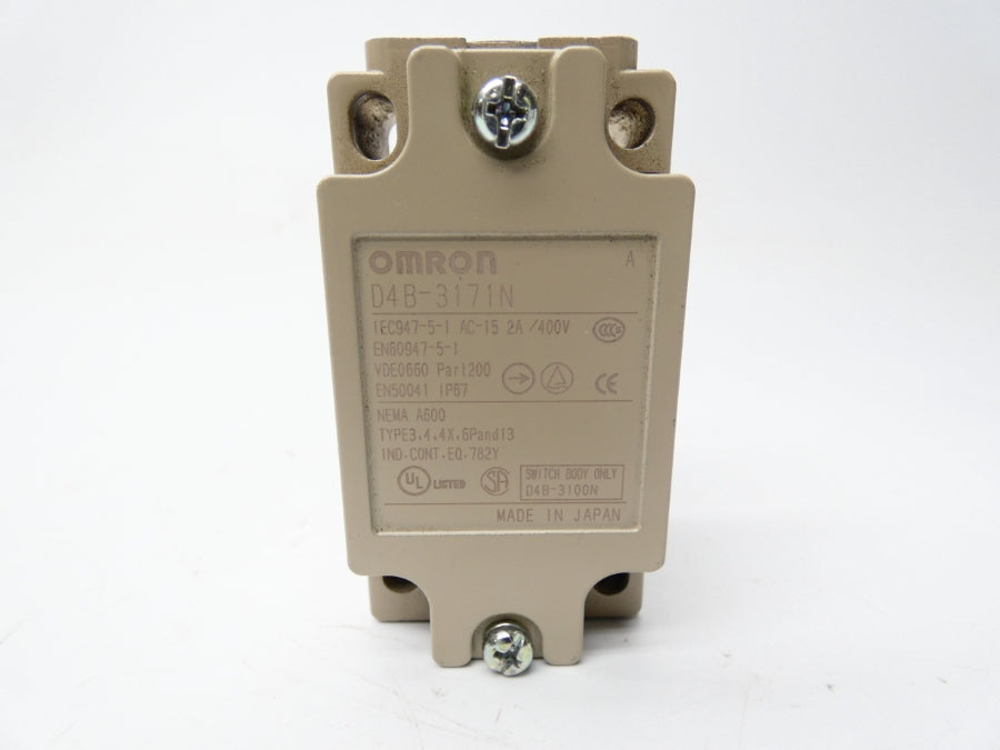 OMRON D4B-3171N 400V 2A NSNP