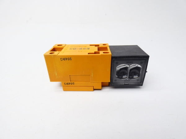 OMRON E3N2-D2E44-US 10-30VDC NSMP
