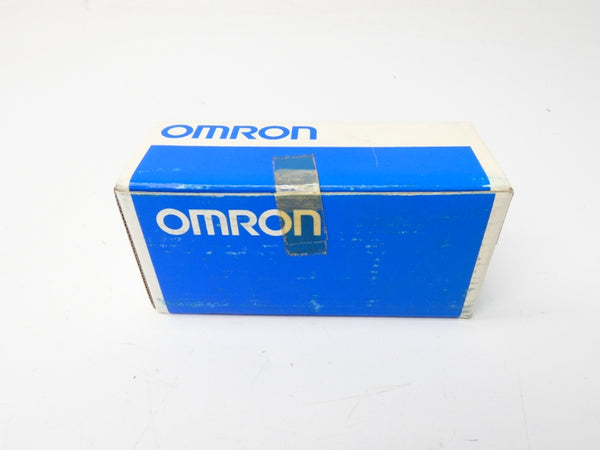 OMRON E3N2-D2E44-US 10-30VAC NSFS