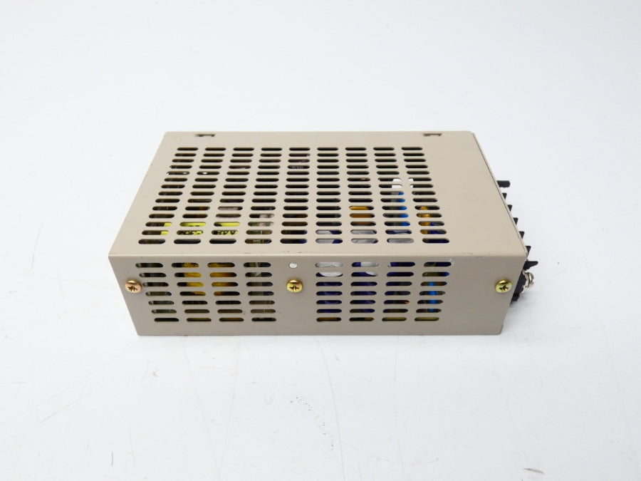 OMRON S82H-3512 100-240VAC 4.5A NSNP