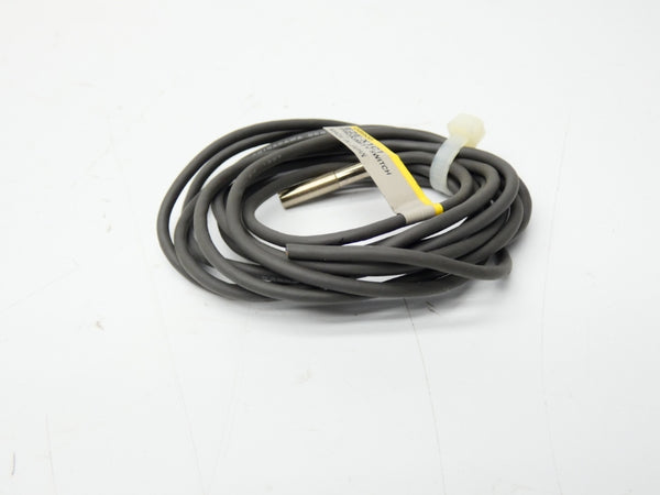 OMRON E2E-X1C1 12-24VDC UNMP