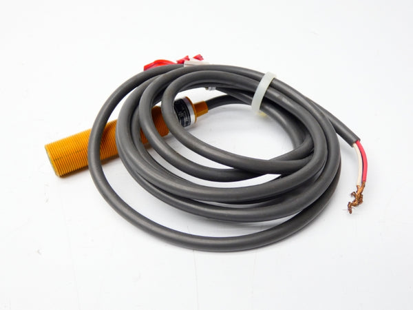 OMRON E3F-R2Z1 24-240VAC UNMP