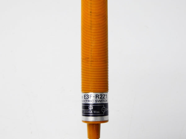 OMRON E3F-R2Z1 24-240VAC UNMP