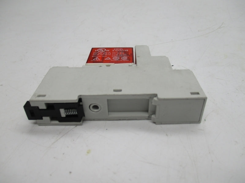 ALLEN BRADLEY 700-HN1236 SER. A 240VAC 10A NSNP