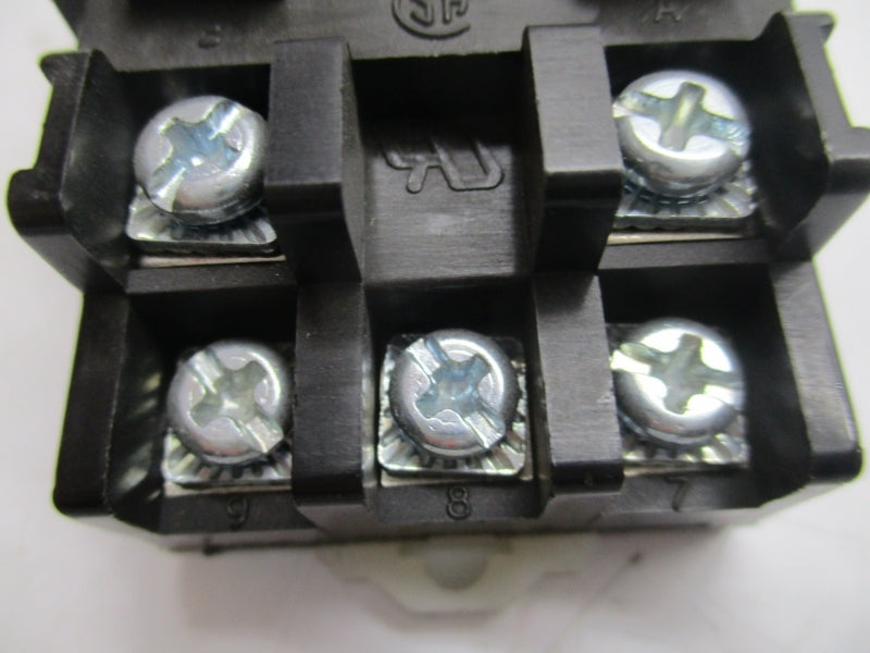 RELAY SOCKET 29513 NSNP