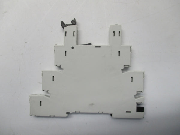 ALLEN BRADLEY 700-HLT1Z12 SER.A 12VDC 12A (AS PICTURED) NSNP