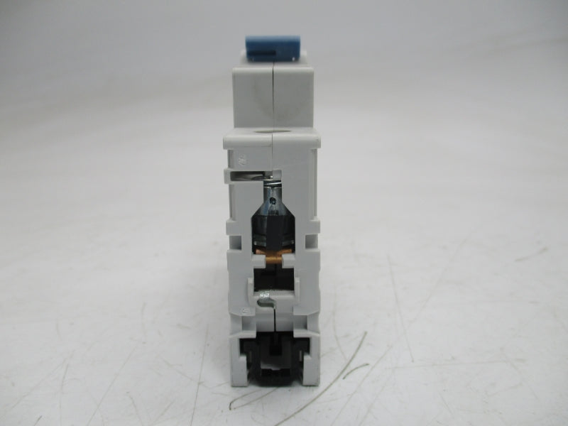 ALLEN BRADLEY 1492-SPM1D060 SER. D 277VAC 6A NSNP