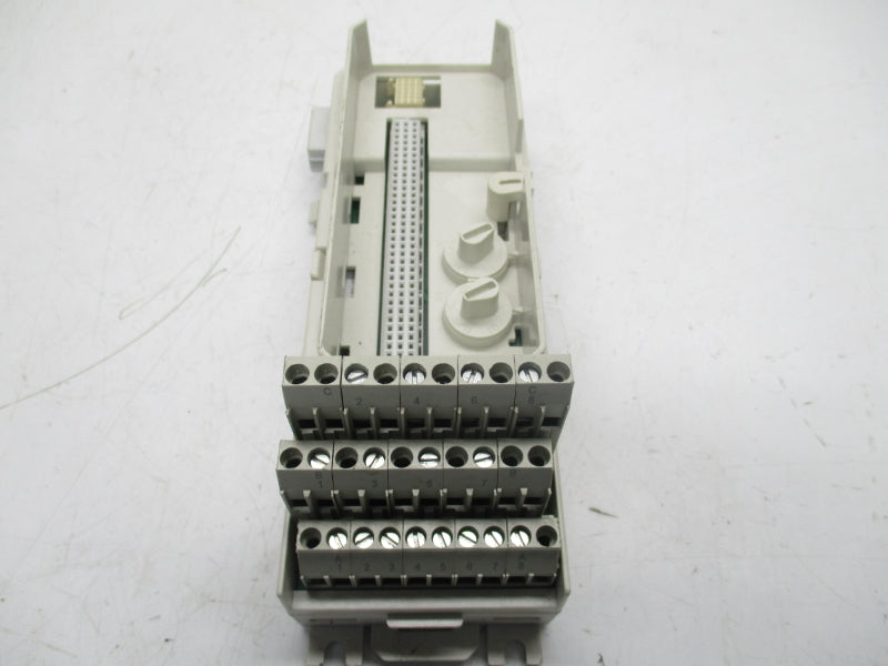 ABB 3BSE013231R1 250VDC/AC 3A NSNP