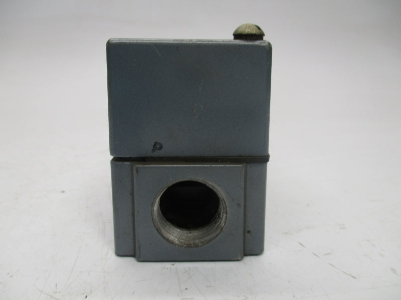 ALLEN BRADLEY 802T-DP SER. C 600V UNMP