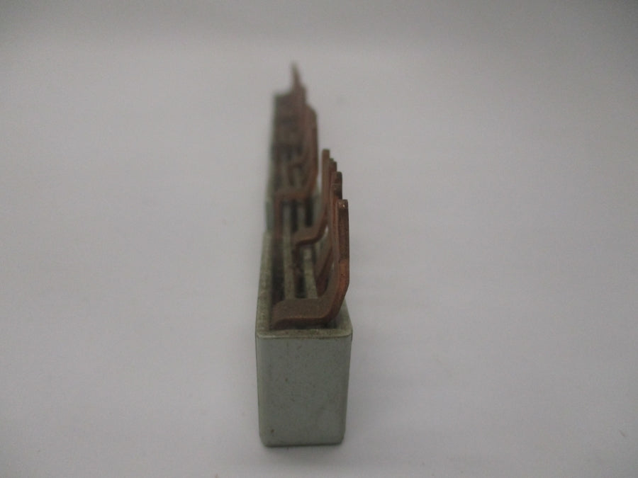 ALLEN BRADLEY 140-L1 SER. C 690V 63A UNMP