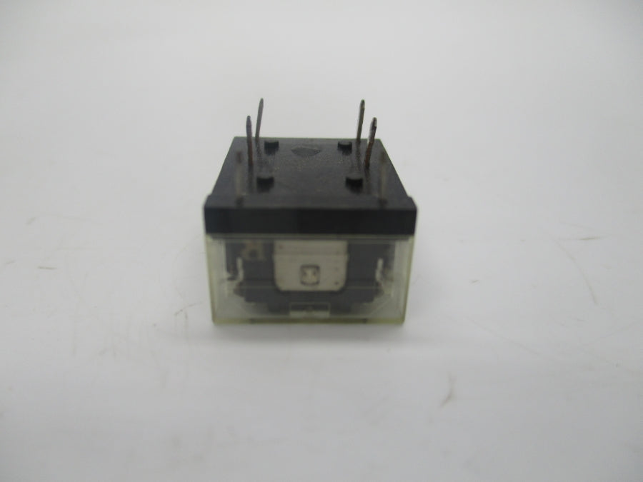 OMRON G6C-2117P-US 8VDC 8A UNMP