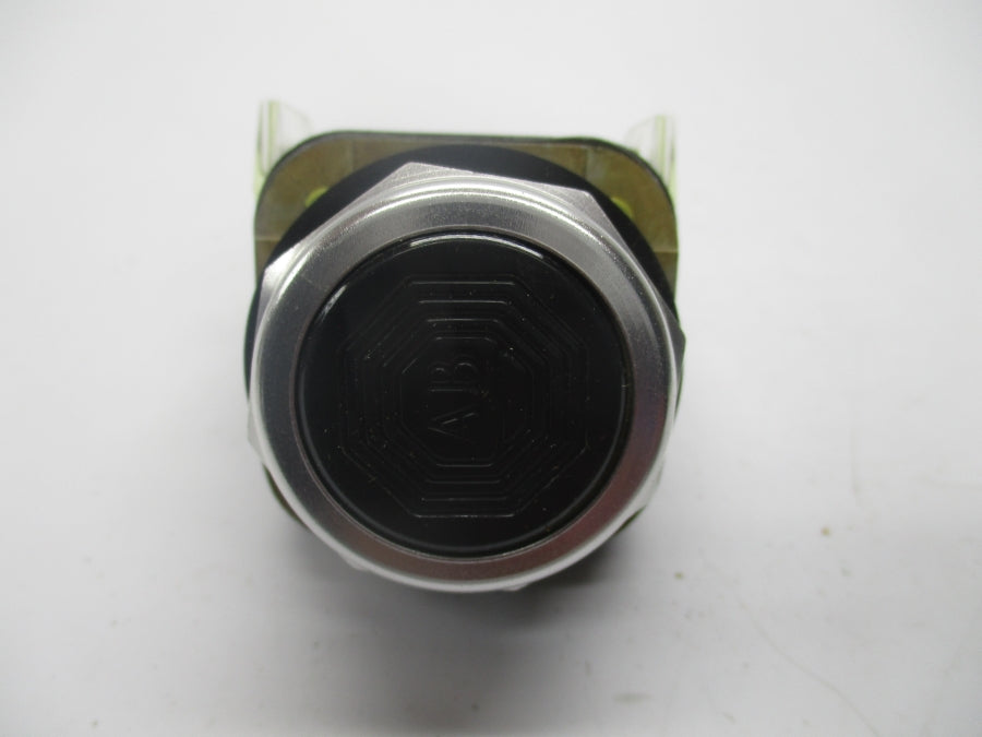 ALLEN BRADLEY 800T-A2A2 SER. T (AS PICTURED) NSNP