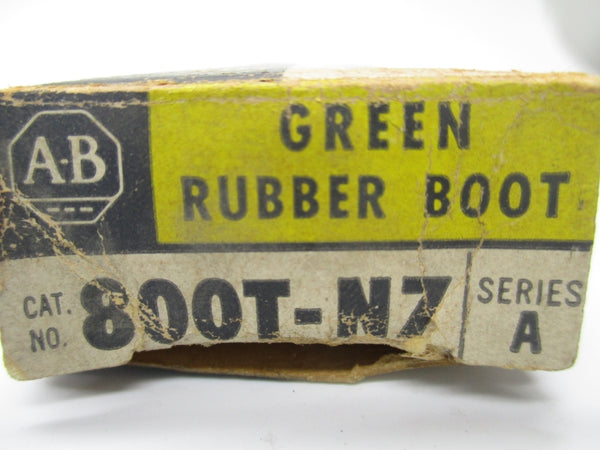 ALLEN BRADLEY 800T-N7 (BK/YL) NSMP