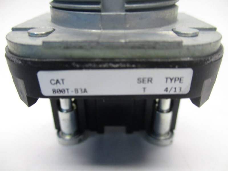 ALLEN BRADLEY 800T-B3A SER.T (WH) NSMP