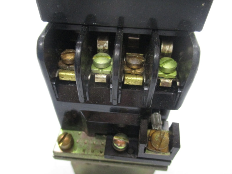 WESTINGHOUS BTDC22S 300V 10A NSMP