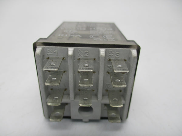 ALLEN BRADLEY 700-HB33A24 SER.E 24VAC 15A UNMP