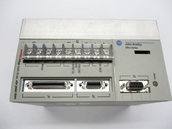 ALLEN BRADLEY 1398-DDM-019 9101-1533 SER. A 120/240VAC VER. 1.39 (BR/WH) NSNP