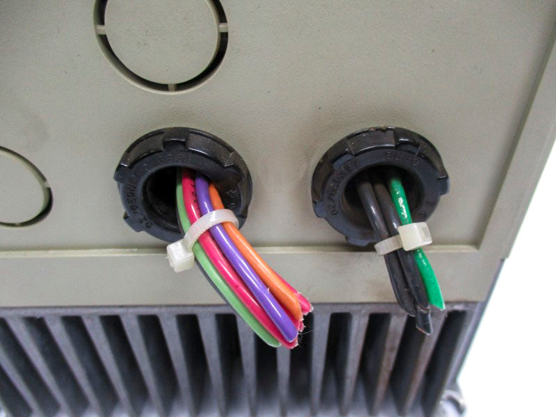 ALLEN BRADLEY 1305-AA08A 200-240V 7.8A (NO COVER) UNMP