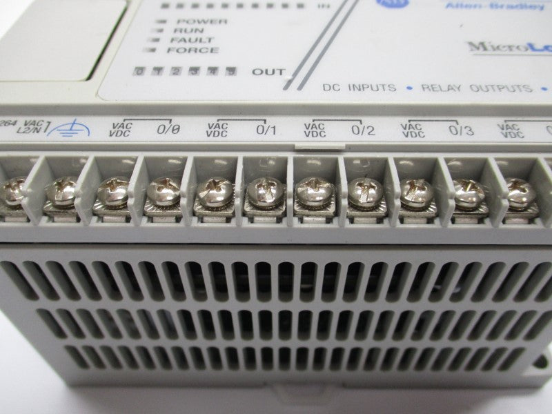 ALLEN BRADLEY 1761-L16BWA SER. E F/W 1.0 24VDC (NO COVER) NSNP