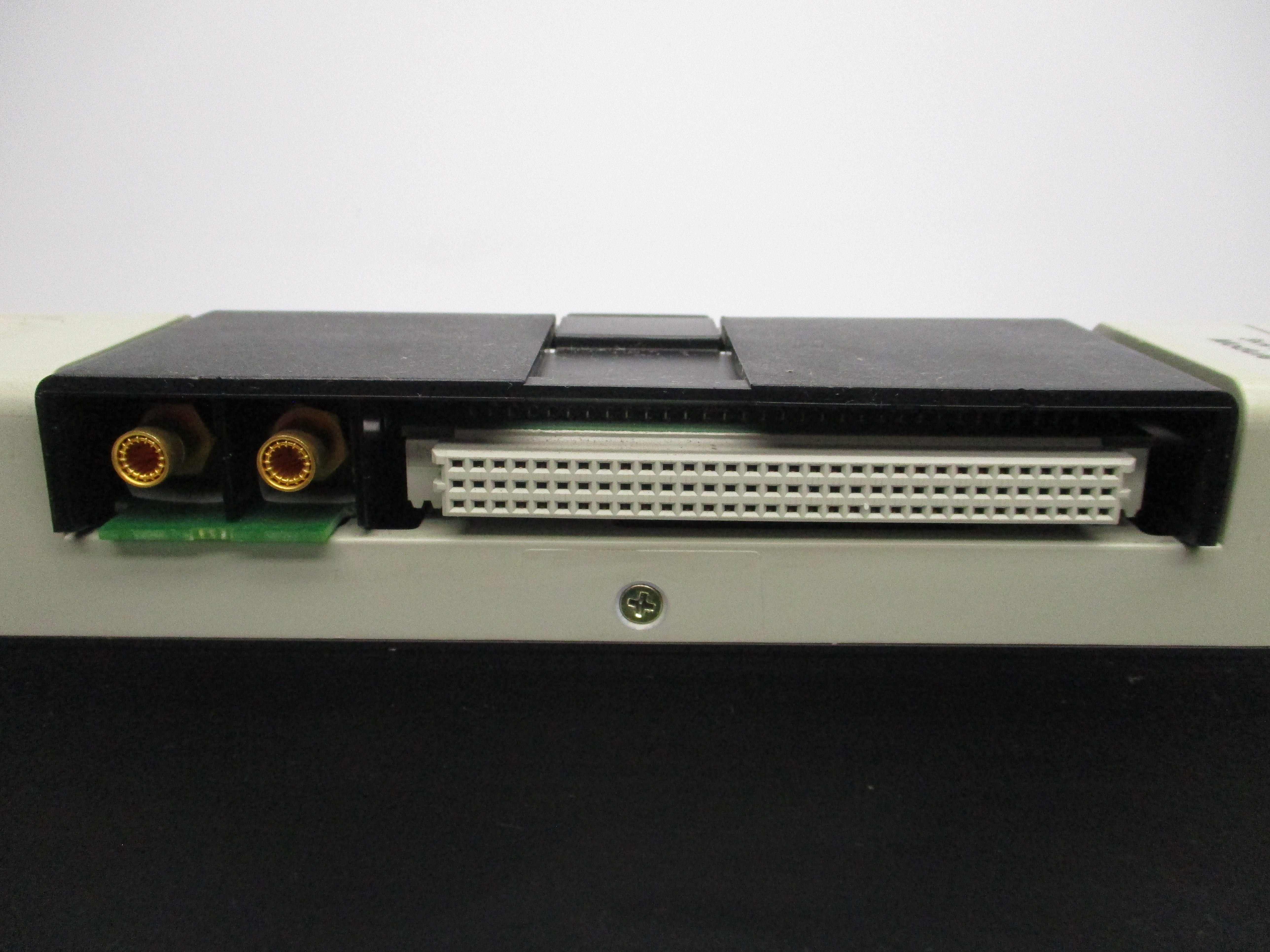 ALLEN BRADLEY 1394-AM04 SER. A 530/680V 4.8A UNMP