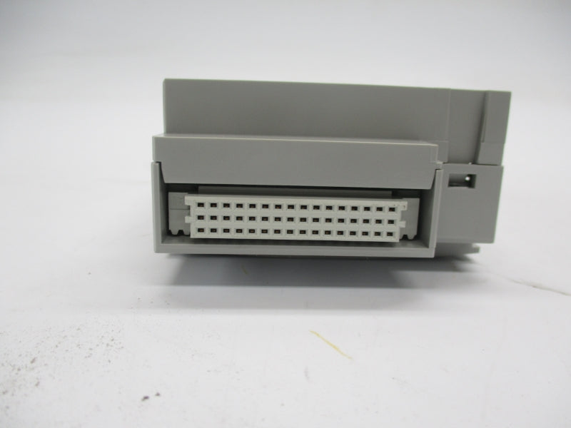 ALLEN BRADLEY 1764-LRP SER. C F/W. 14 380MA 5VDC NSMP