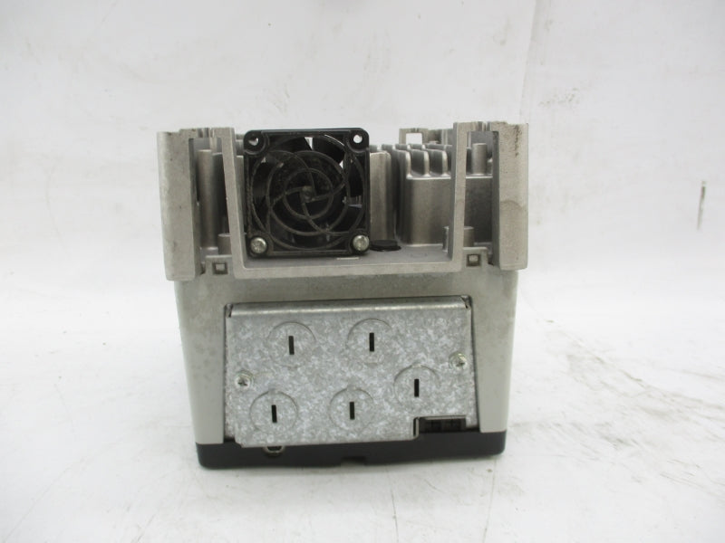 ALLEN BRADLEY 20AD5P0A3AYNANC0 SER. A F/W 5.001  432-528VAC 5.6A UNMP